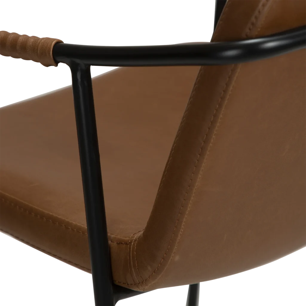 Boto Counter Stool Vintage Light Brown Art Leather With Black Metal Legs 300310301 06 Detail1