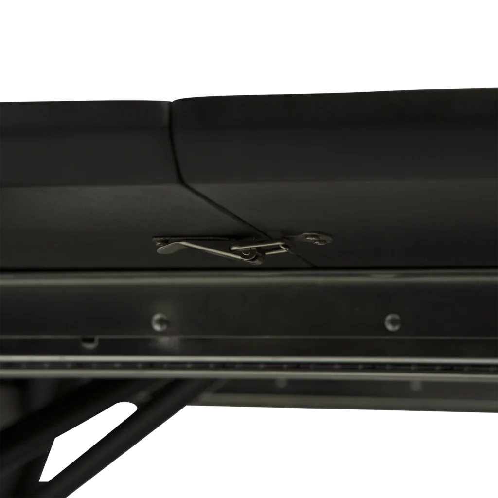 Eclipse Table Black Stained Ash Top 400801400 06 With Black Legs Detail4