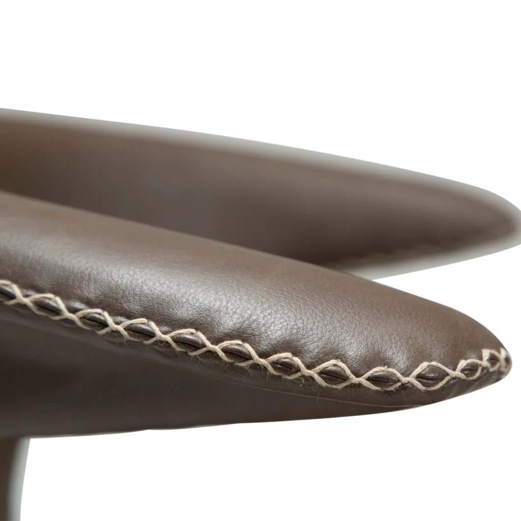 FLAIR CHAIR Major Brown Faux Leather W. Black Metal Legs 100222450 06 Detail1