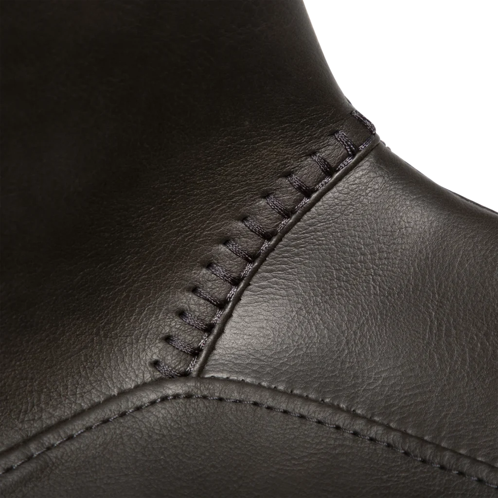 Hype Chair Vintage Grey Art Leather With Black Metal Legs 100690652 07 Detail2
