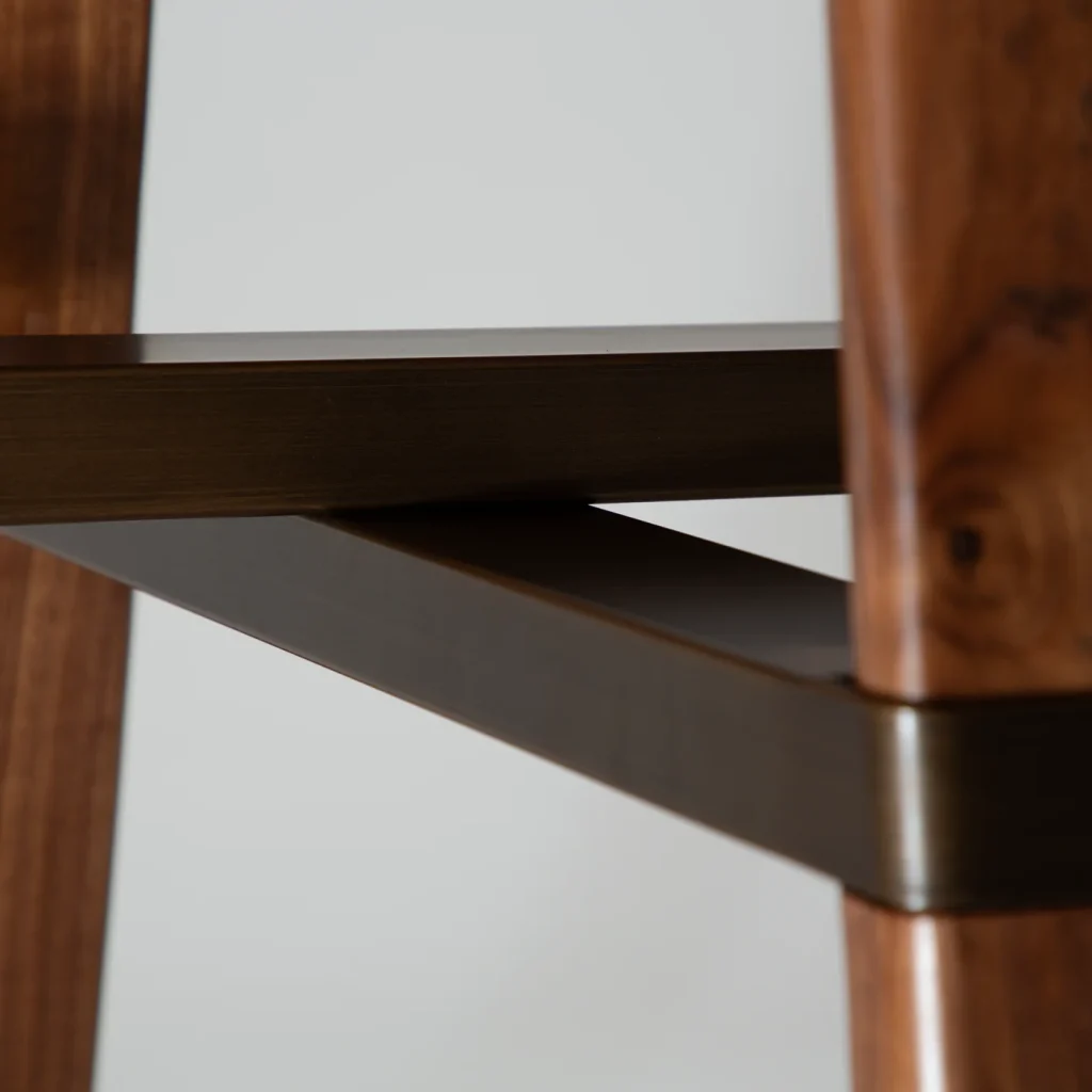 CROSS TABLE Walnut Veneer W. Antique Brass Finish 400500120 05 Detail