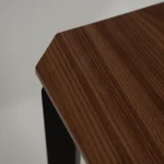EDGE TABLE Walnut Veneer 400400210 05 Detail