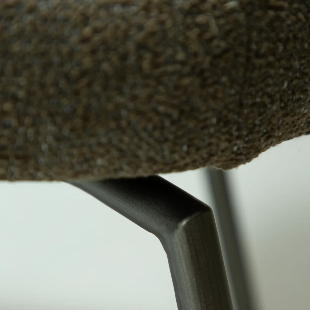 GLORY CHAIR SWIVEL Dark Olive Boucle W. Antique Pewter Swivel Legs 100330222 08 Detail3